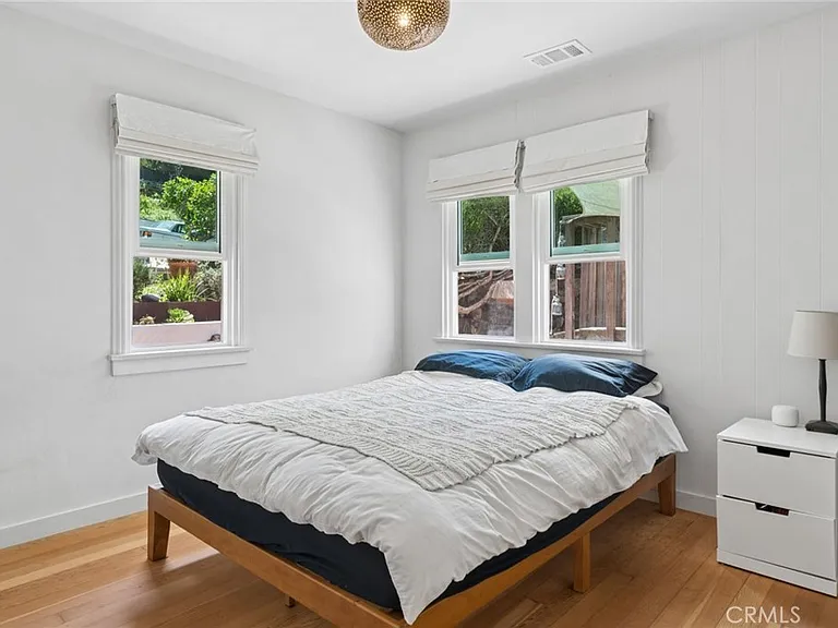 1377 Lewellyn Dr — Photo 22
