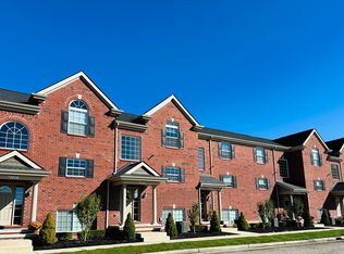 4187 Howe Pl #40, Howell, MI 48843