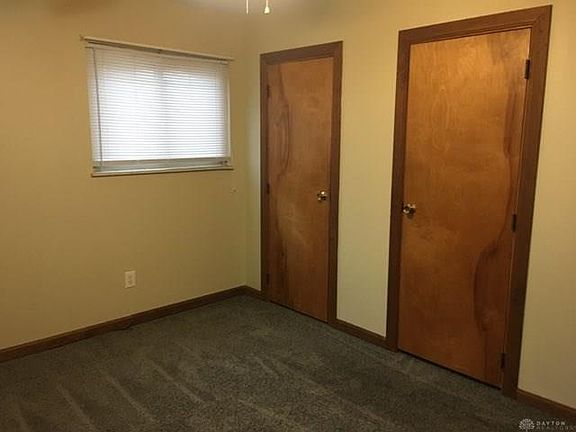4th image of 77 Eden Ave