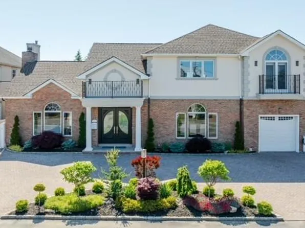 113 Dutchess Boulevard, Atlantic Beach, NY 11509