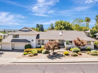 9489 Vinecrest Road, Windsor, CA 95492