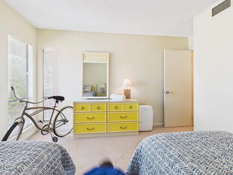 250 Sugar Gum Ln #201 — Photo 35