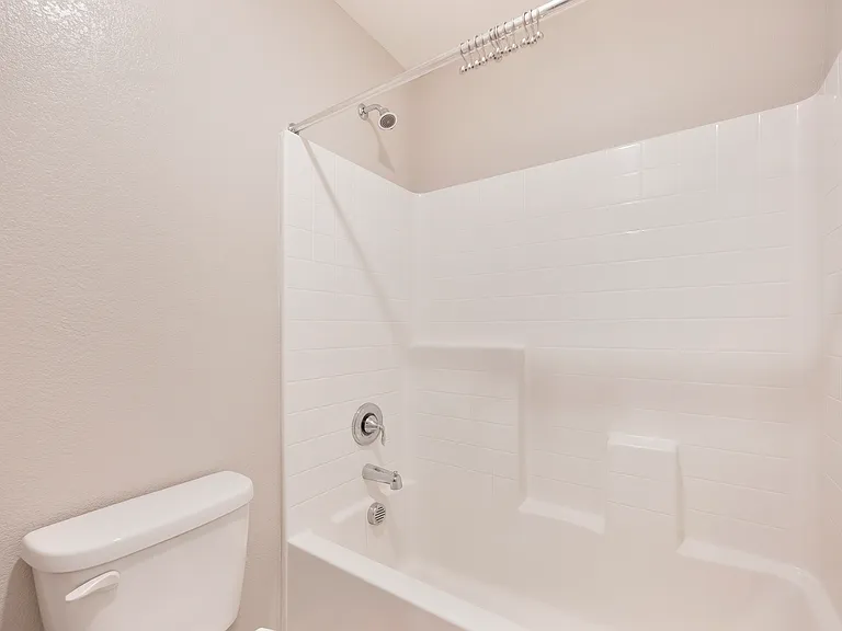 3241 Havisham Way — Photo 32