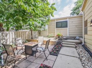 2668 Foxglove St, Woodridge, IL