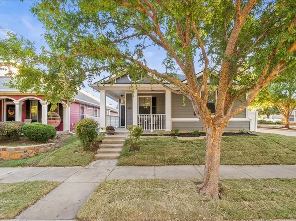 1200 Spanish Moss Dr, Aubrey, TX 76227