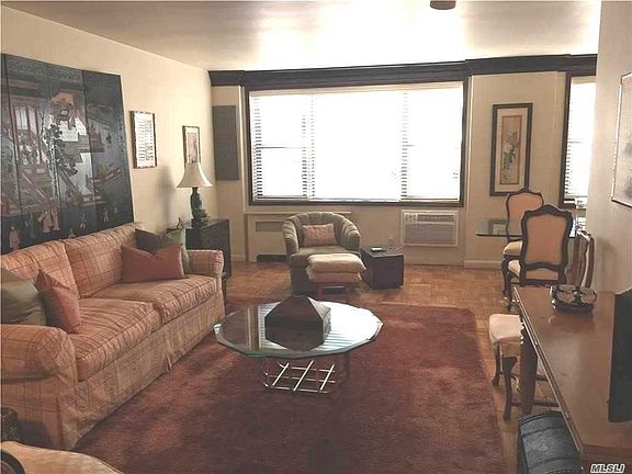 4th image of 1 Birchwood Ct APT 1F