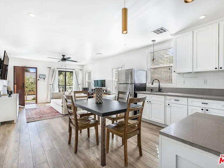 1205 N Genesee Ave — Photo 10