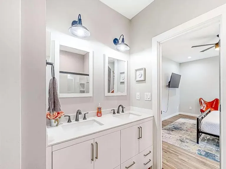 5 Evelyn Way NW #A — Photo 9
