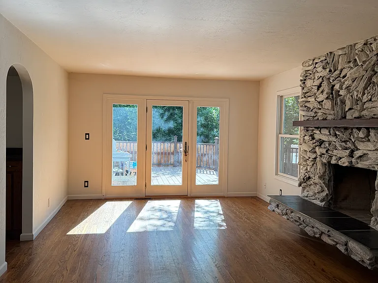14 Palomino Rd — Photo 3