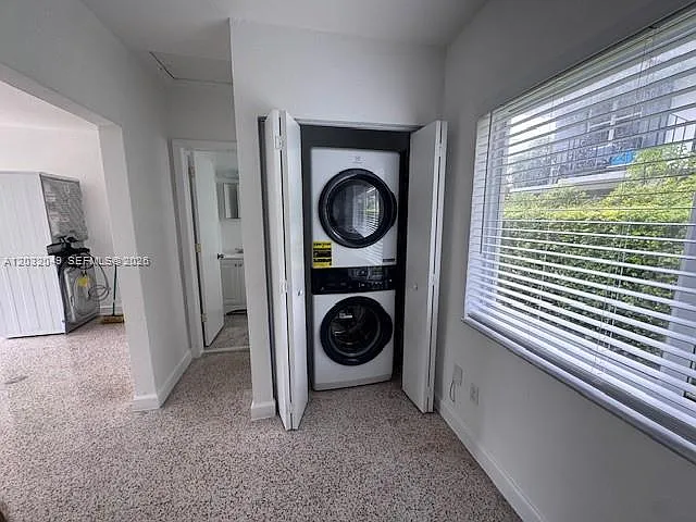 900 SW 5th Ave #3 — Photo 9