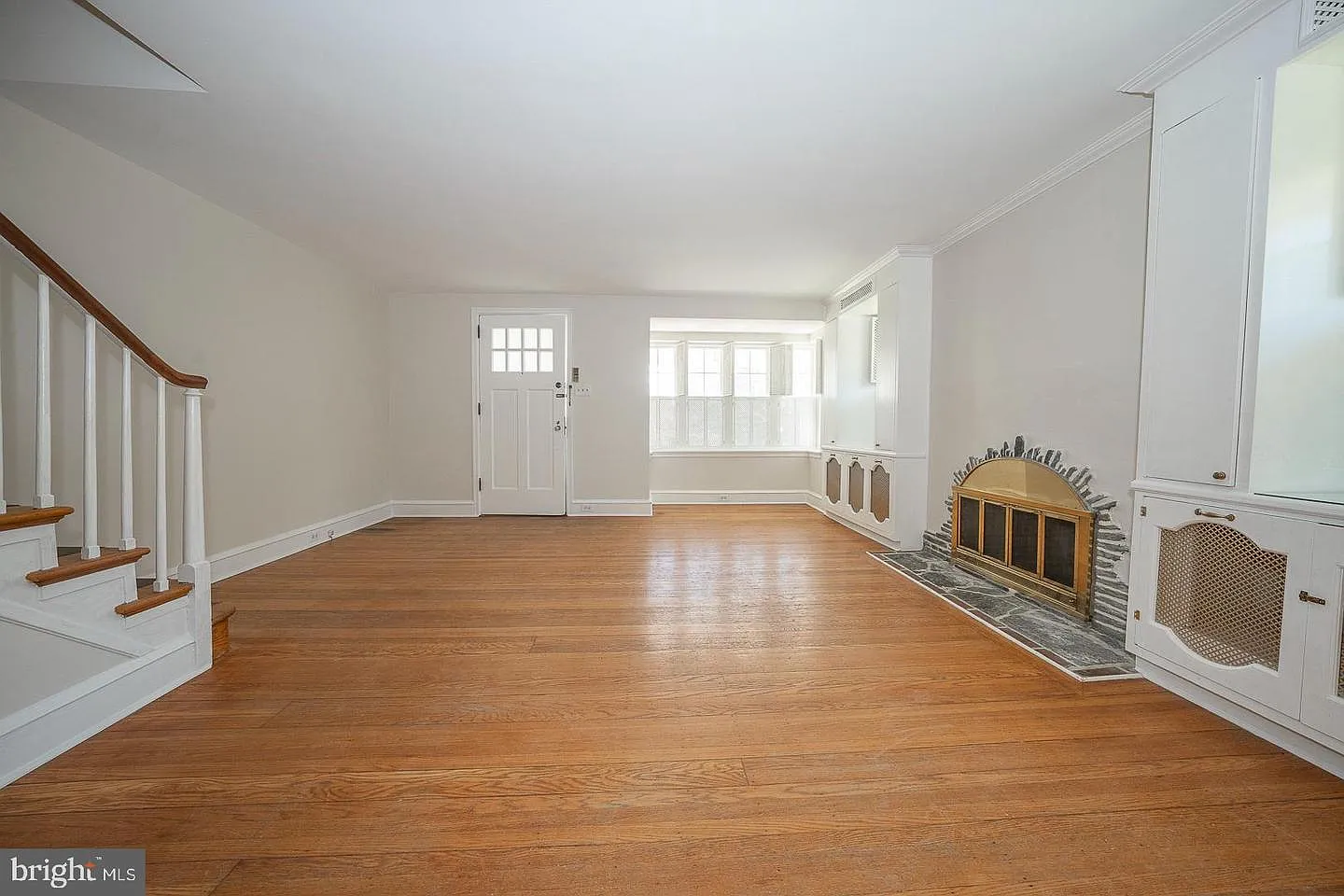 3 bed, 1499 sqft, $2,950 — Photo 4