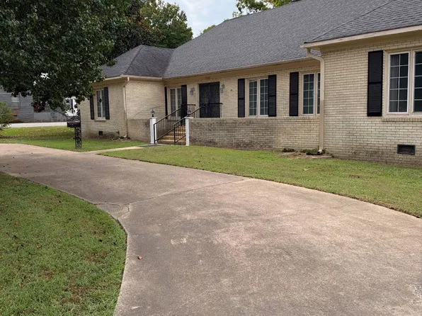 12645 S Main St, Somerville, TN 38068