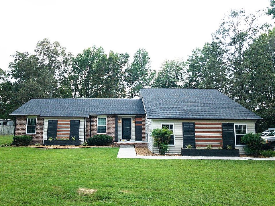 2nd image of 280 Red Oak Dr