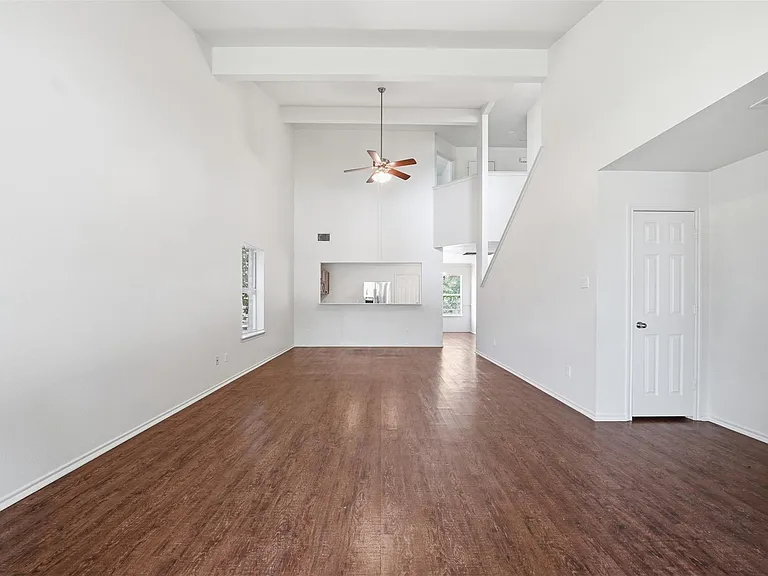 104 Carol Ave — Photo 10