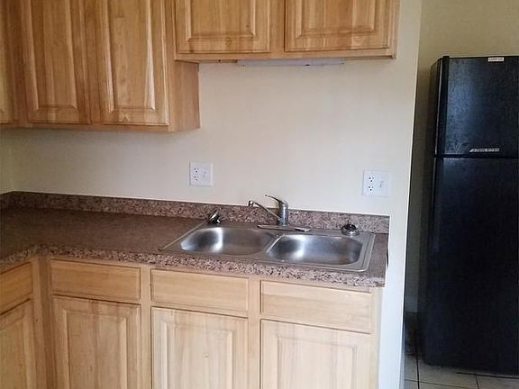 5th image of 7045 S Merrill Ave #7045-104