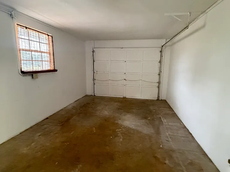 Magellan Dr — Photo 19