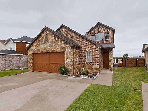 4th image of 2313 Windjammer Way