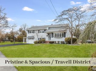 542 Nagle St, Ridgewood, NJ 07450