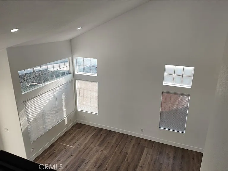 21484 Dickinson Rd — Photo 10