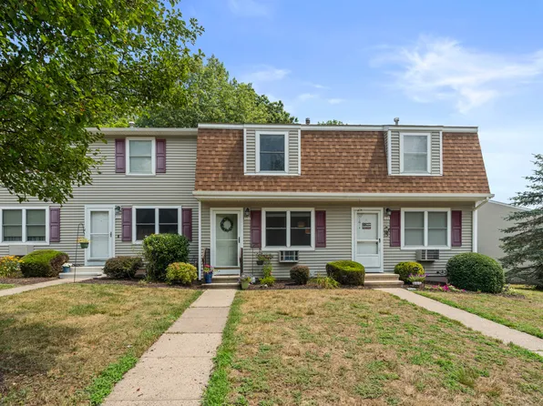 124 Brentwood Drive #124, Wallingford, CT 06492