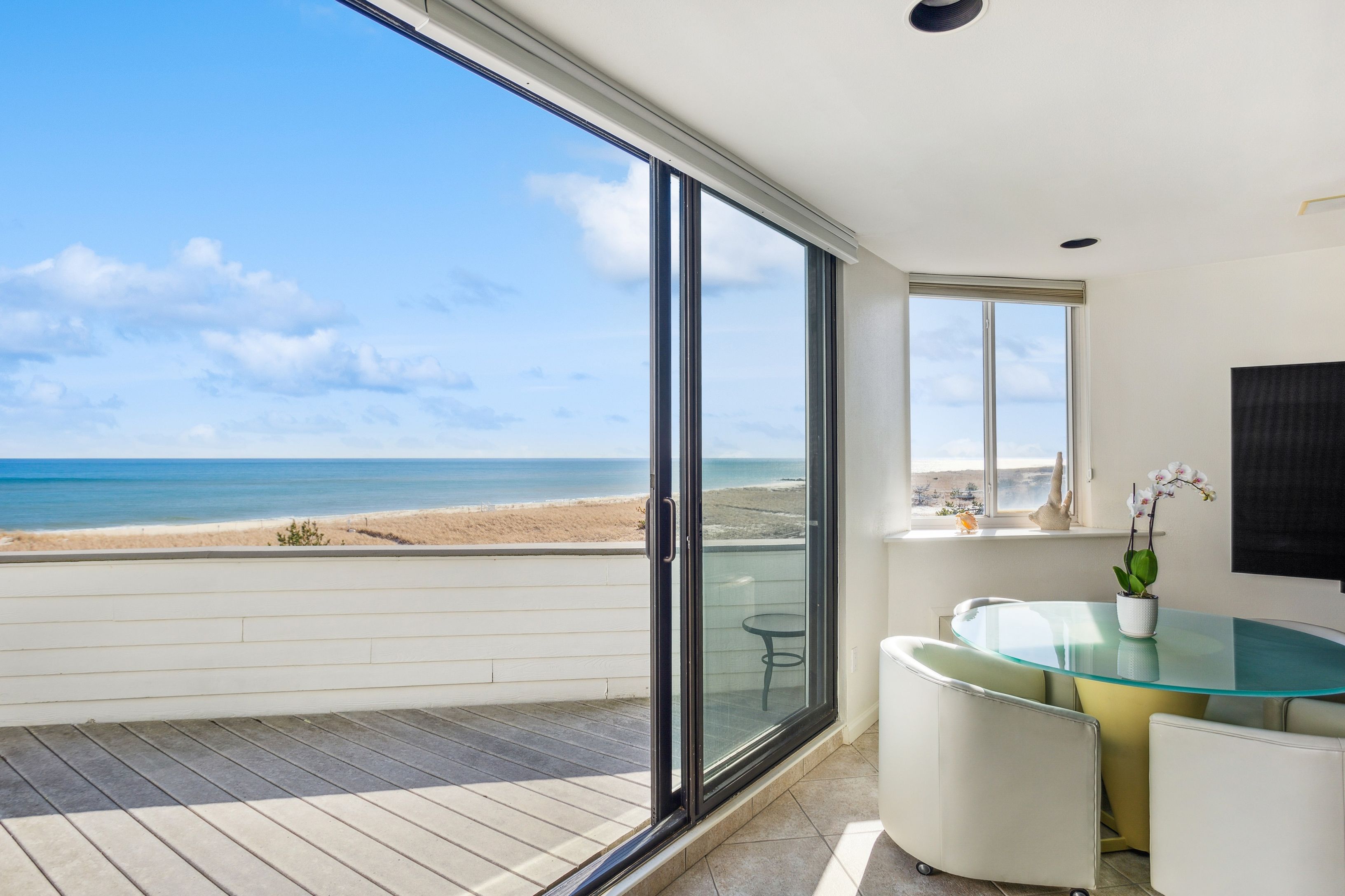 253 Dune Rd Unit 66, Westhampton Beach, NY 11978 Out East