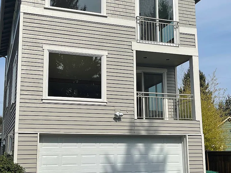 725 N 74th St #B — Photo 11