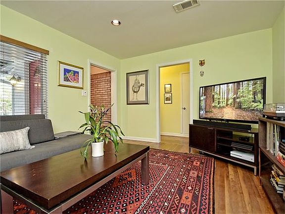 5th image of 2117 Shoalmont Dr