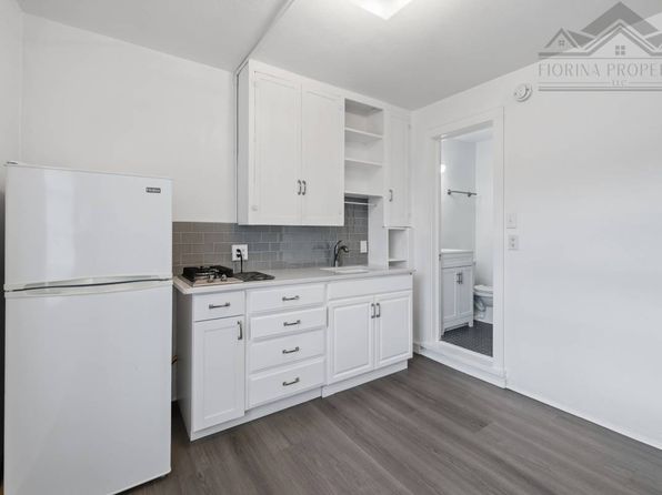 208 W San Francisco St