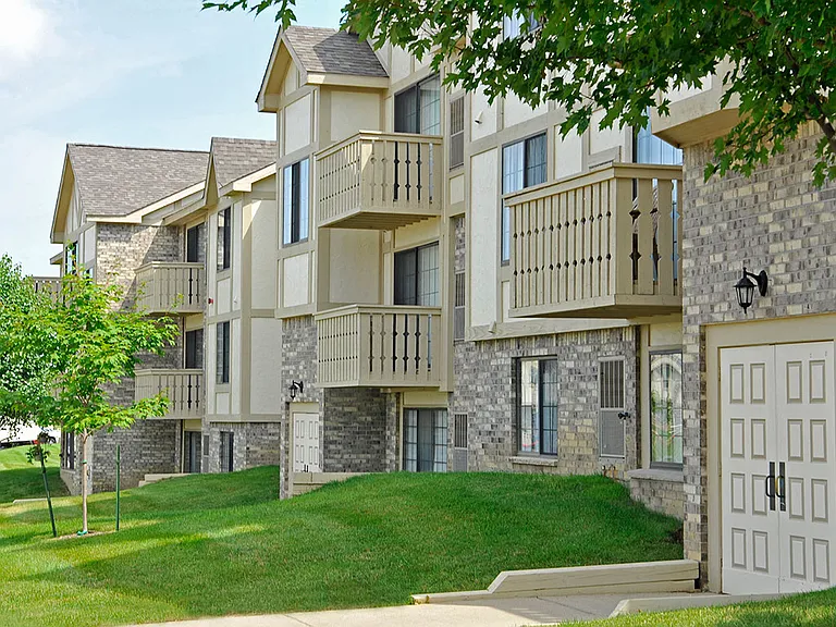 Thornridge Apartments — Photo 15