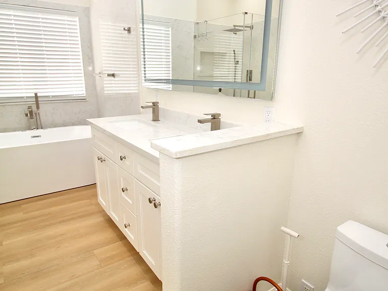 15512 Oceanside Way — Photo 56