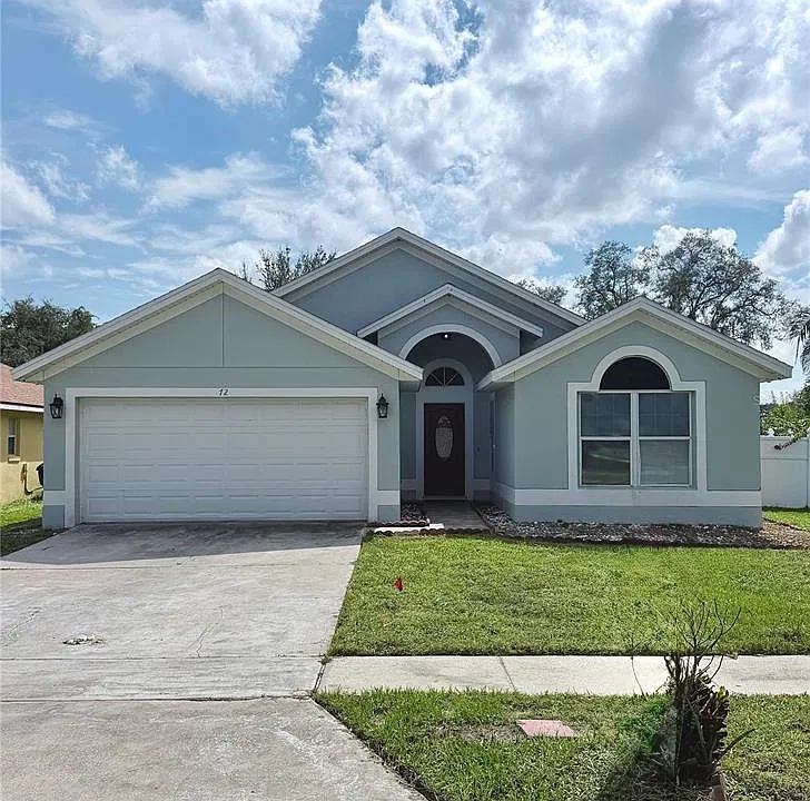 72 Pine Forest Pl