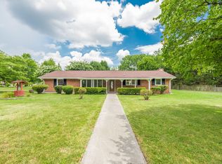 5604 Stoneleigh Rd, Knoxville, TN 37912