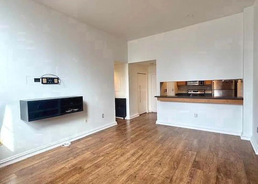 1 bed, 593 sqft, $1,725 — Photo 1