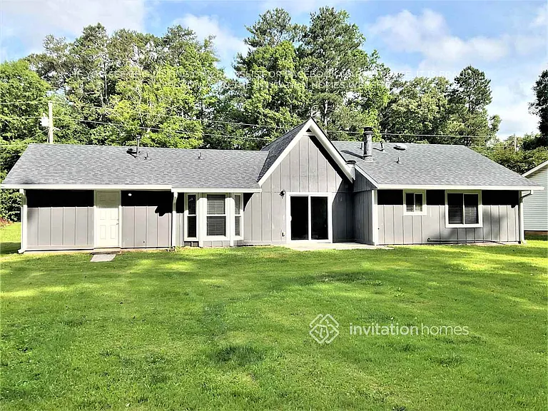 3363 Hollyridge Trl SW — Photo 15