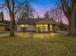 27033 Westland Rd, Redford, MI 48240