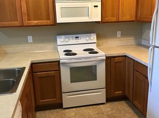 2046 SE Azalea Ave, Warrenton, OR 97146