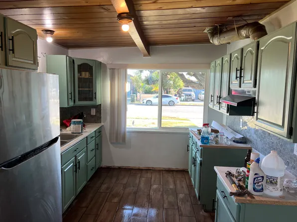 533 Rainier Dr, Salinas, CA 93906