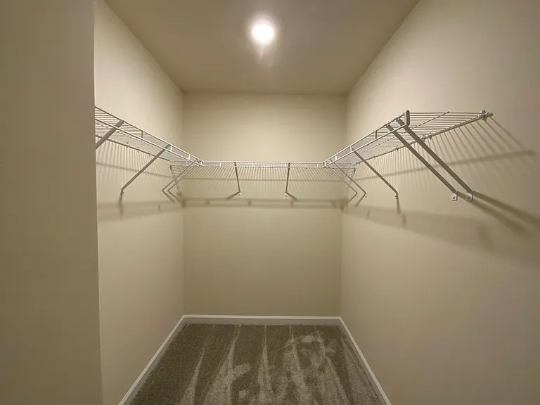 4015 Beckton Trl — Photo 35