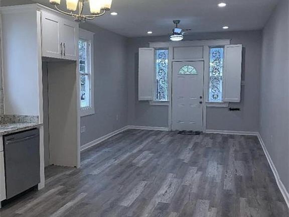 5th image of 3726 S Prieur St
