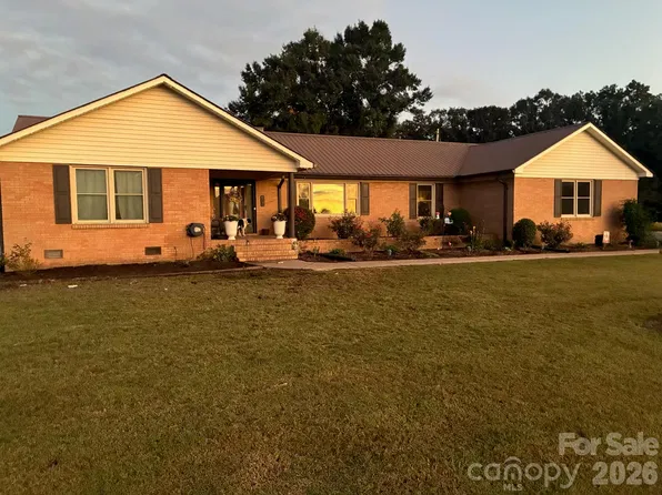 902 Tomberlin Rd, Monroe, NC 28110
