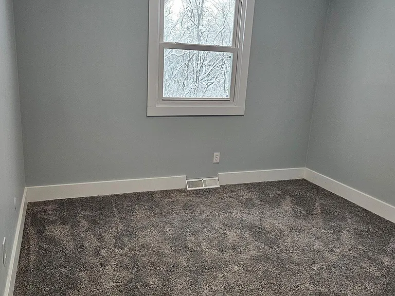 2104 Northview Ct NE — Photo 12