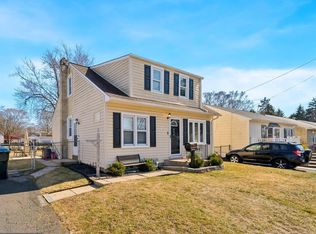 855 Tennis Ave, Glenside, PA