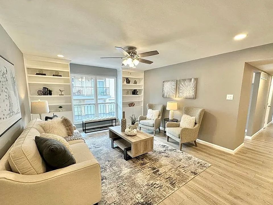 Living room Staged