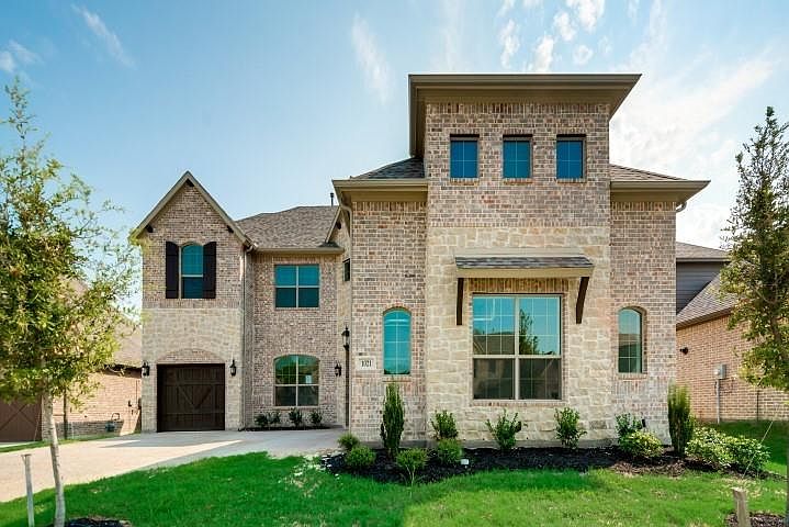 1st image of 933 Colby Bluff Dr