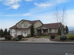 8448 Dune Lake Rd SE, Moses Lake, WA 98837