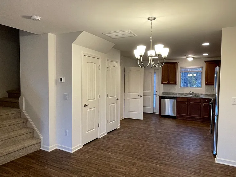 335 Switch St — Photo 8