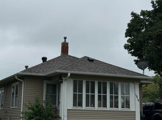 1919 Bateman St, Hastings, NE 68901