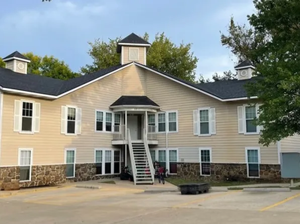 84 E 7th St, Fayetteville, AR