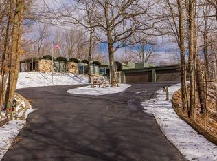 5070 High On A Hill Dr, Hubertus, WI 53033