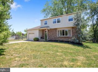 69 Altair Dr, Turnersville, NJ 08012